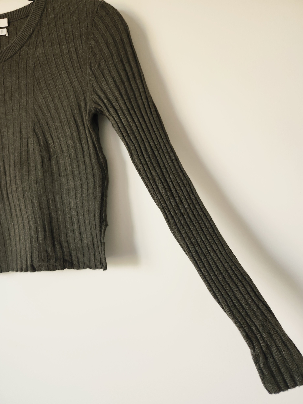 ARITZIA BABATON Olive Green Wool Linen Blend Ribbed Long-Sleeve Crewneck Top - Picture 4 of 7